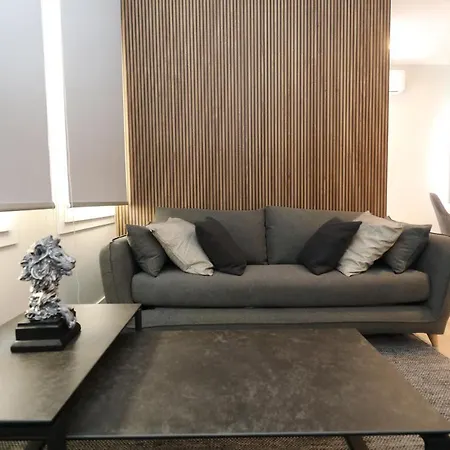 Luxurious Big Townhouse - Large Terrace - Historical Centre - Highest Quality - Fully Equipped - Renovated Appartement Olbia