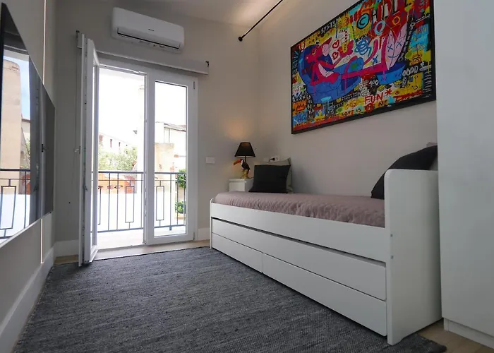 Luxurious Big Town House - Large Terrace - Historical Centre - High Quality - Fully Equipped - Renovated オルビア