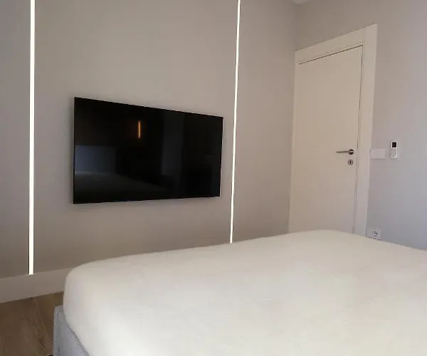 Luxurious Big Town House - Large Terrace - Historical Centre - High Quality - Fully Equipped - Renovated アパート