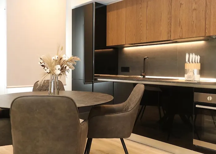شقة Luxurious Big Town House - Large Terrace - Historical Centre - High Quality - Fully Equipped - Renovated