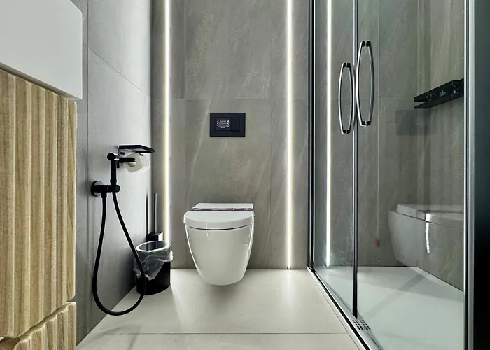 شقة Luxurious Big Town House - Large Terrace - Historical Centre - High Quality - Fully Equipped - Renovated