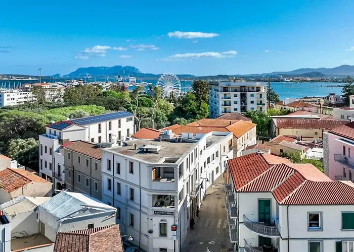 Luxurious Big Town House - Large Terrace - Historical Centre - High Quality - Fully Equipped - Renovated *