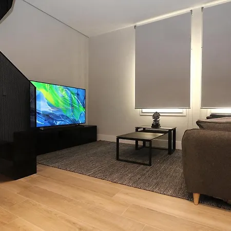 アパート Terme House Renovated 2br Townhouse With Terrace, Historic Centre オルビア