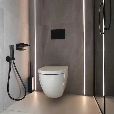 アパート Terme House Renovated 2br Townhouse With Terrace, Historic Centre *