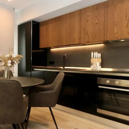 Terme House Renovated 2br Townhouse With Terrace, Historic Centre