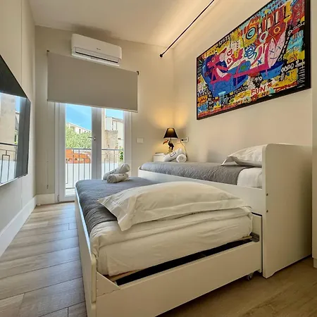 アパート Terme House Renovated 2br Townhouse With Terrace, Historic Centre