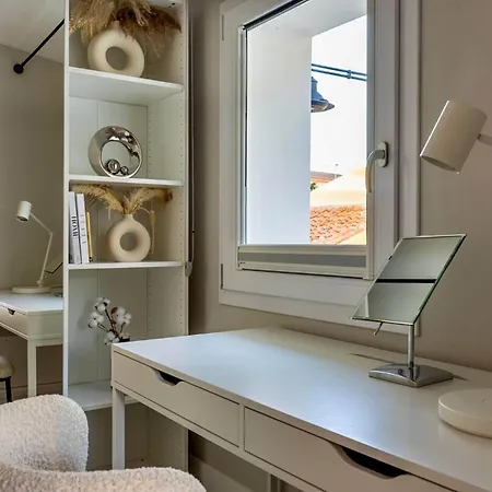 Terme House Renovated 2br Townhouse With Terrace, Historic Centre * オルビア