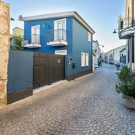 Terme House Renovated 2br Townhouse With Terrace, Historic Centre アパート オルビア