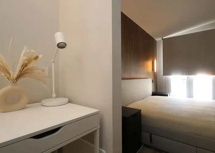 Luxurious Big Town House - Large Terrace - Historical Centre - High Quality - Fully Equipped - Renovated 奧爾比亞